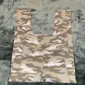 PINK ultimate leggings SMALL